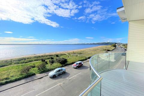 3 bedroom flat to rent, The Esplanade, Broughty Ferry, Dundee, DD5