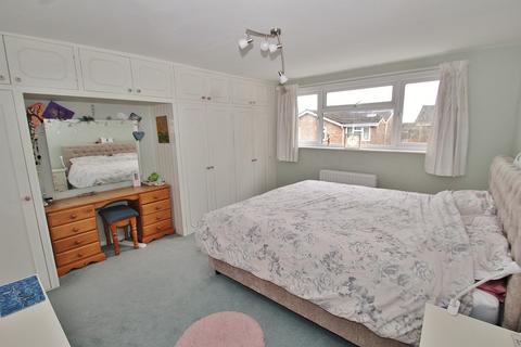3 Elm Close, Witney, OX28 5BT