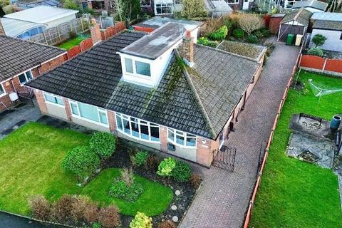 3 bedroom semi-detached bungalow for sale, Louise Gardens, Westhoughton, Bolton, Greater Manchester, BL5 2HH