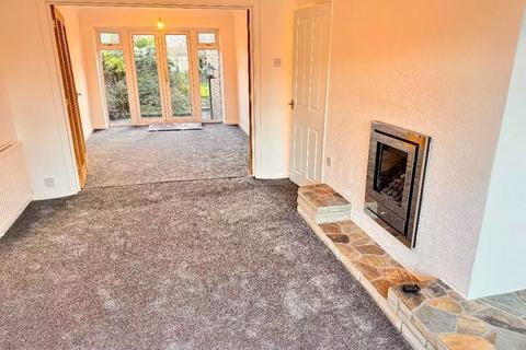 3 bedroom semi-detached bungalow for sale, Louise Gardens, Westhoughton, Bolton, Greater Manchester, BL5 2HH