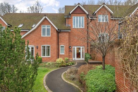 2 bedroom retirement property for sale, Salisbury Road, Sherfield English, Romsey, Hampshire, SO51