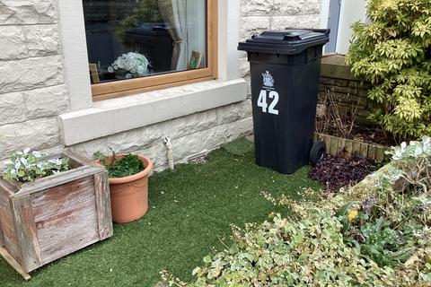 2 bedroom terraced house to rent, Warwick Street, Haslingden, Rossendale,