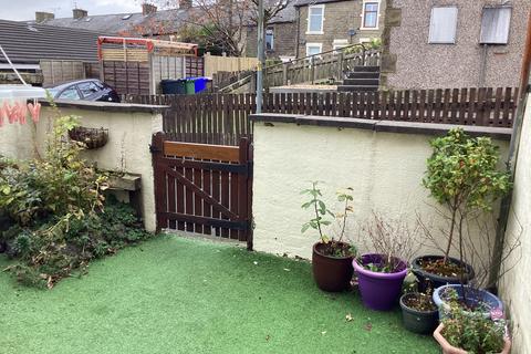 2 bedroom terraced house to rent, Warwick Street, Haslingden, Rossendale,