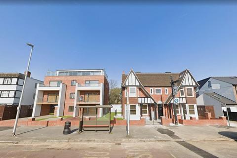 3 bedroom apartment to rent, 63 New Wanstead, London E11