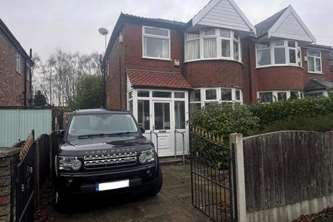 Kings Road, Stretford, M32 8QW