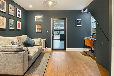 2 bedroom end of terrace house for sale, Ross Street, Cambridge