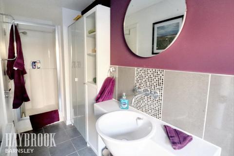 94 Barnsbridge Grove, Barnsley, S70 3RW