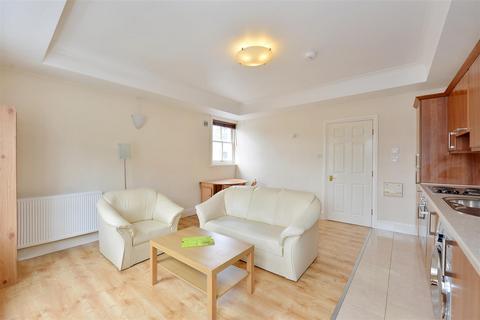 1 bedroom apartment to rent, Commercial Road, Limehouse, E14