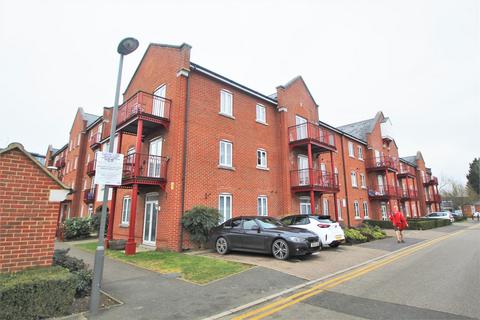 2 bedroom apartment to rent, Coxhill Way, Aylesbury HP21