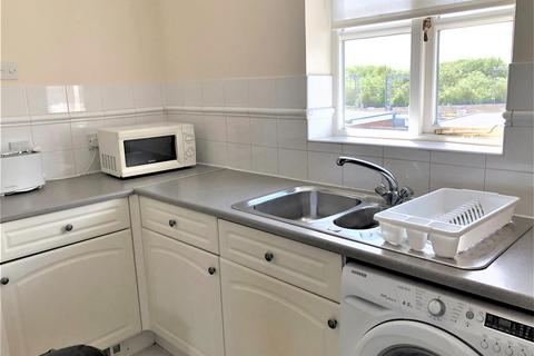 2 bedroom flat to rent, Crown Quay, Bedford