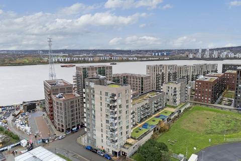 2 bedroom flat for sale, Bawley Court, 1 Magellan Boulevard, Royal Docks