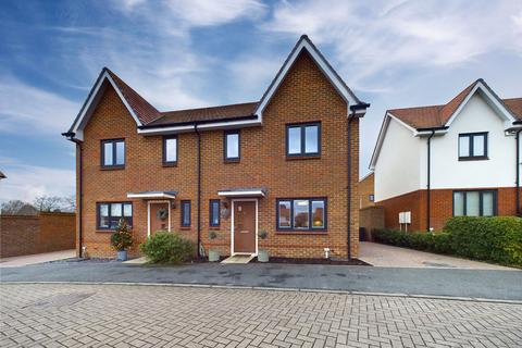 3 bedroom semi-detached house for sale, Ambler Drive, Arborfield Green, Reading, Berkshire, RG2