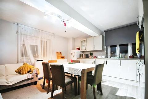 3 bedroom apartment to rent, Temple Market, Weybridge KT13