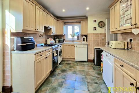 3 bedroom semi-detached house for sale, Burnt Mills Road, Basildon SS13