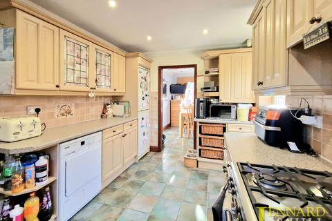 3 bedroom semi-detached house for sale, Burnt Mills Road, Basildon SS13