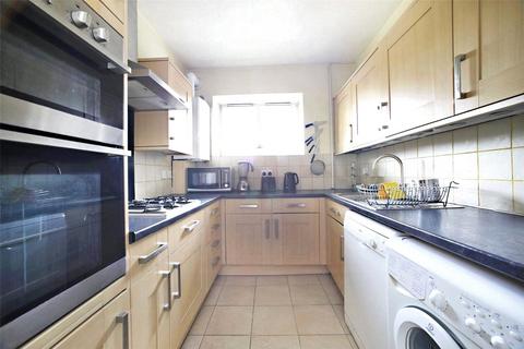 3 bedroom apartment to rent, Munday House, Burbage Close, London, SE1