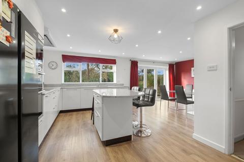 23 Aragon Drive, Sutton Coldfield, B73 6BQ