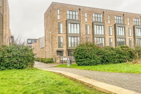 63 Clay Farm Drive, Trumpington, Cambridge, CB2 9BX