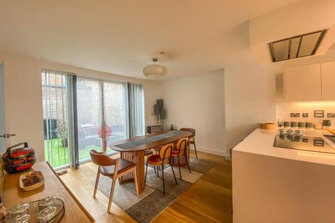 63 Clay Farm Drive, Trumpington, Cambridge, CB2 9BX