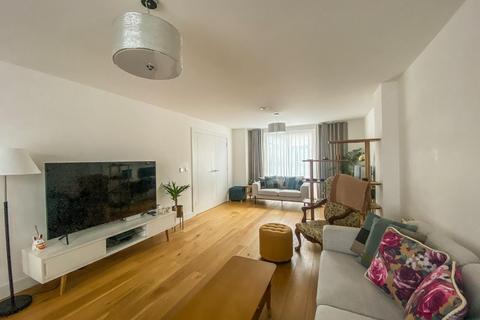 63 Clay Farm Drive, Trumpington, Cambridge, CB2 9BX