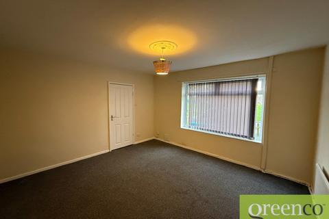 4 bedroom semi-detached house to rent, Parkway, Salford M38