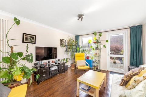 2 bedroom end of terrace house for sale, Saltwell Street, London, E14