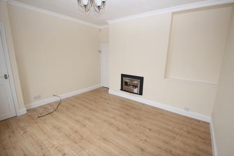 3 bedroom end of terrace house to rent, Blaydon