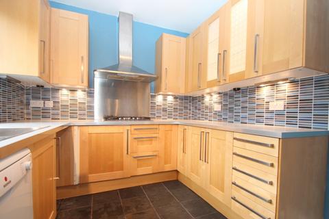 3 bedroom end of terrace house to rent, Blaydon