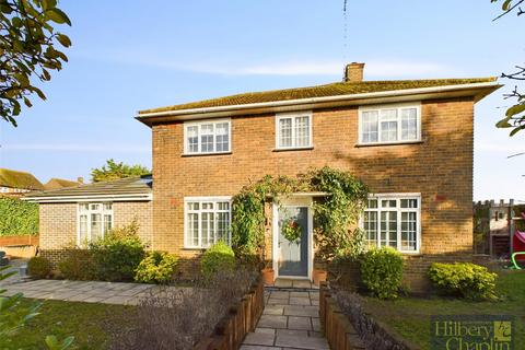 4 bedroom end of terrace house for sale, Harrison Close, Hutton, Brentwood, Essex, CM13