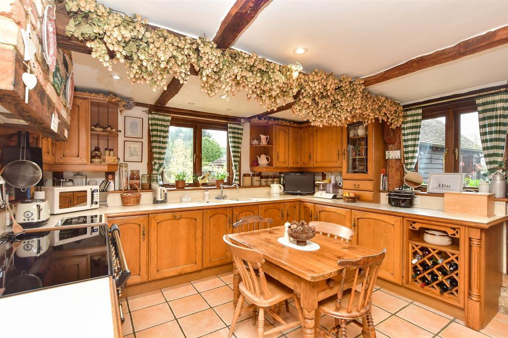 Kitchen/Breakfast Room