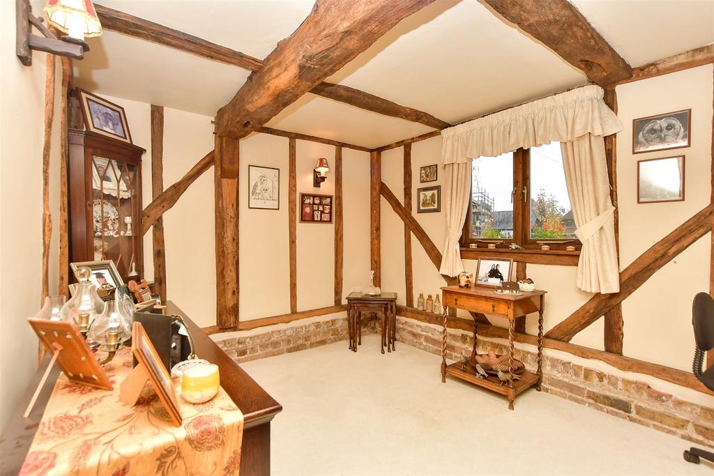 Play Room/Bedroom 4