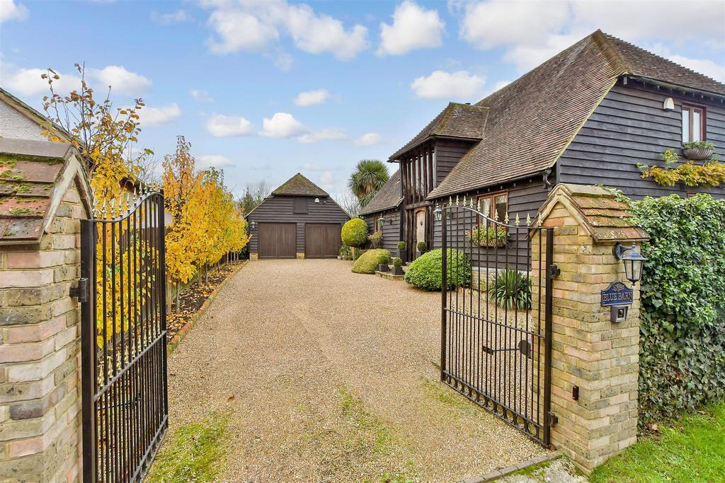 Driveway/Parking