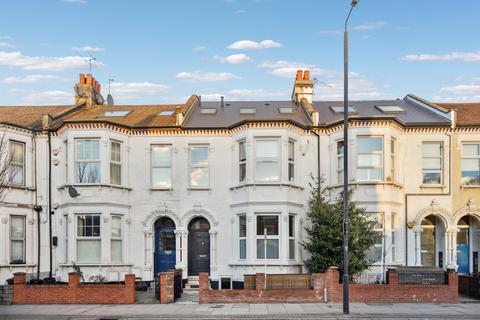 2 bedroom apartment for sale, Tooting Bec Road, SW17