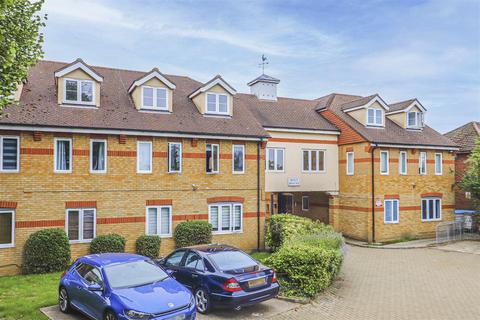 2 bedroom apartment to rent, Holt House,Flamstead End Road,Cheshunt,Herts