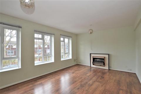 3 bedroom flat to rent, How Wood, Park Street