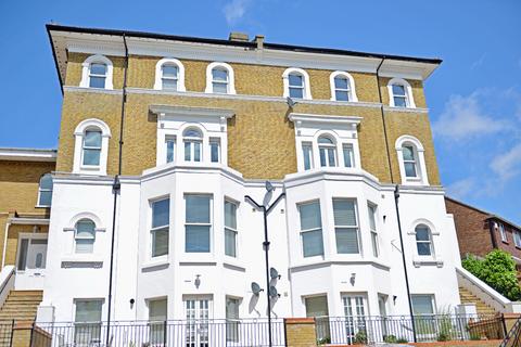 2 bedroom flat to rent, Overhill Road,  East Dulwich, SE22