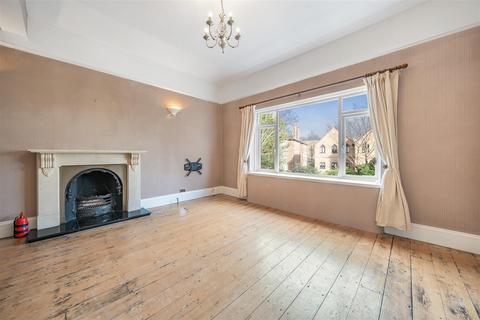 3 bedroom apartment for sale, Mulgrave Road, Sutton