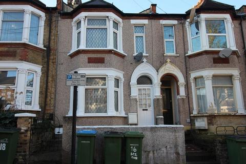 3 bedroom house to rent, Chancelot Road, Abbey Wood