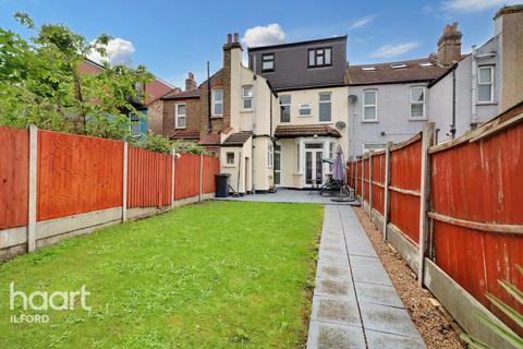 4 bedroom terraced house for sale, Mortlake Road, Ilford