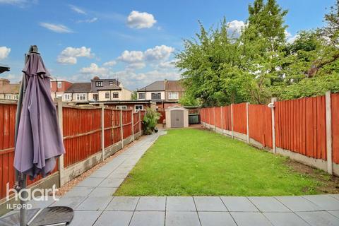 4 bedroom terraced house for sale, Mortlake Road, Ilford