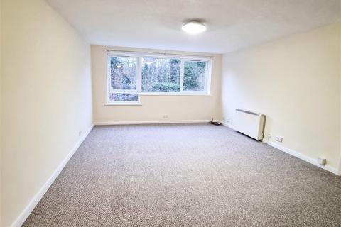 2 bedroom flat for sale, Lichfield Road, Four Oaks, Sutton Coldfield