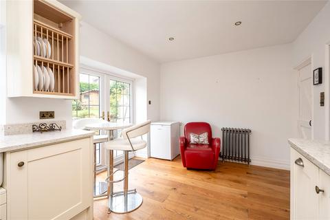 3 The Crescent, Sicklinghall, Wetherby, LS22 4AX