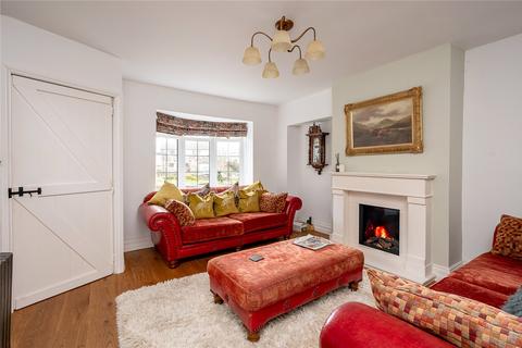 3 The Crescent, Sicklinghall, Wetherby, LS22 4AX