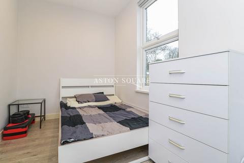 2 bedroom flat to rent, Second Avenue, London NW4