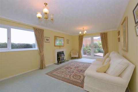 4 bedroom detached house for sale, Cedars Drive, Off Ellesmere Road, Shrewsbury