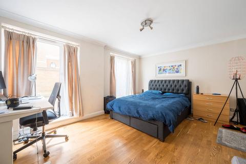 2 bedroom flat to rent, King and Queen Wharf, Rotherhithe, London, SE16