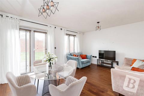 4 bedroom semi-detached house for sale, Mellowes Road, Hornchurch, RM11