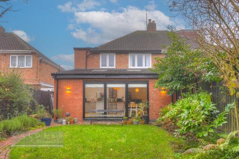 3 bedroom semi-detached house for sale, Comberford Road, Tamworth