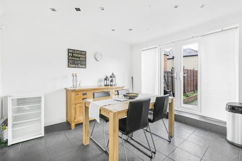 3 bedroom terraced house for sale, Great Cambridge Road  , EN8 8EY