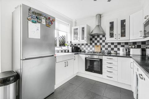 3 bedroom terraced house for sale, Great Cambridge Road  , EN8 8EY